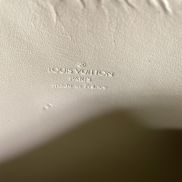 Louis Vuitton Yellow Vernis Bedford Papillon Shoulder Bag - Picture 7 of 15